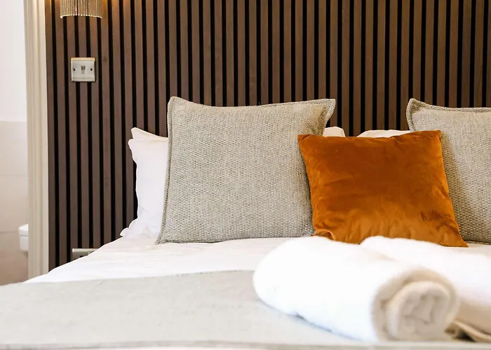 Lovely Flat On Bath Road - Flat 10 * Bristol