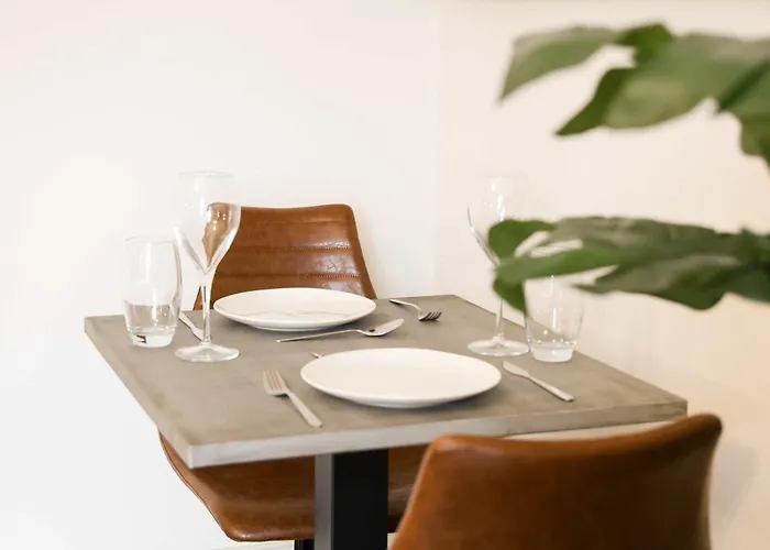 Apartment Lovely Flat On Bath Road - Flat 10 Bristol