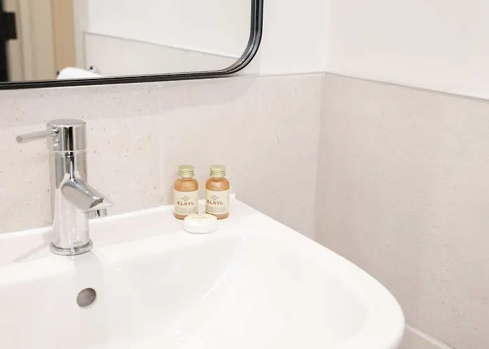 Apartmán Lovely Flat On Bath Road - Flat 10